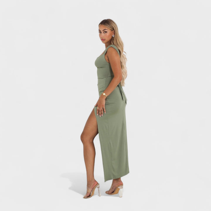 Sarella – Vestido Largo con Espalda Abierta y Lazo