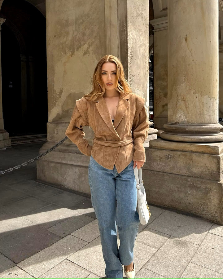 Chloe - Chaqueta de motociclista elegante con cinturón