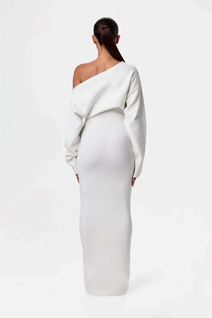 LUCÍA | VESTIDO AJUSTADO CON HOMBROS DESCUBIERTOS