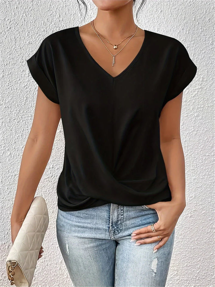 SOFÍA | CAMISETA CASUAL CON ESCOTE CORAZÓN
